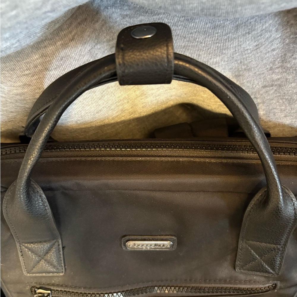 Baggallini Black Laptop Backpack - Picture 9 of 9